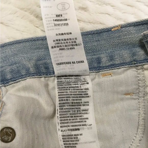 Abercrombie & Fitch embellished jean cut-off distressed ripped shorts size 8/29 - Picture 8 of 11